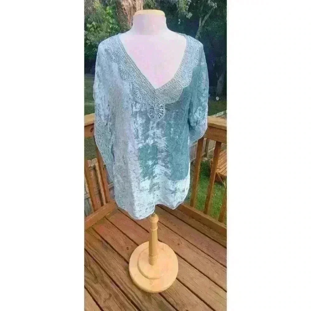 Soft Surroundings Iris Tunic Poncho Top XS Lace VNeck Boxy Velvet Batwing Boho - Picture 2 of 14